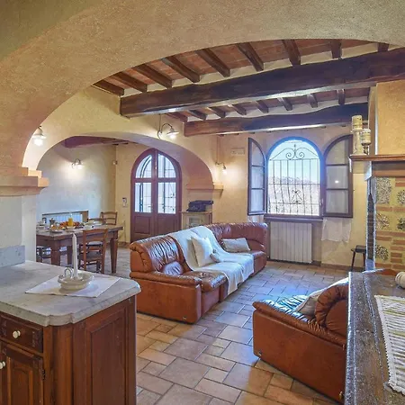 Amazing In Lu With Wifi Holiday home Camaiore